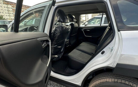 Toyota RAV4, 2025 год, 3 849 000 рублей, 9 фотография