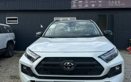 Toyota RAV4, 2025 год, 3 849 000 рублей, 2 фотография