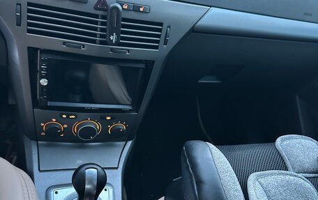 Opel Astra H, 2004 год, 330 000 рублей, 10 фотография