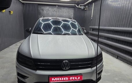 Volkswagen Tiguan II, 2019 год, 3 100 000 рублей, 1 фотография