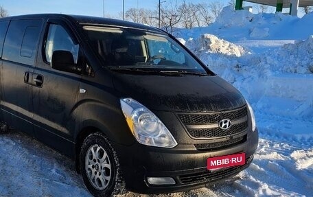 Hyundai Grand Starex Grand Starex I рестайлинг 2, 2011 год, 1 570 000 рублей, 1 фотография