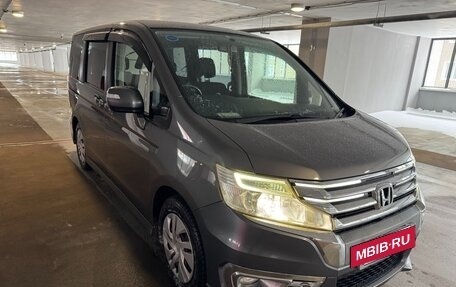 Honda Stepwgn IV, 2013 год, 1 630 000 рублей, 2 фотография