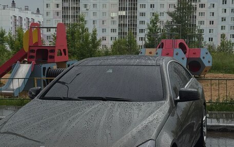 Mercedes-Benz E-Класс, 2011 год, 1 300 000 рублей, 10 фотография