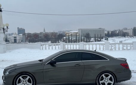 Mercedes-Benz E-Класс, 2011 год, 1 300 000 рублей, 12 фотография