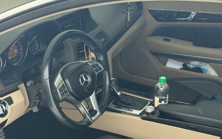 Mercedes-Benz E-Класс, 2011 год, 1 300 000 рублей, 23 фотография