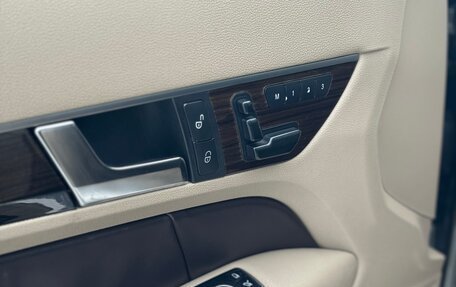 Mercedes-Benz E-Класс, 2011 год, 1 300 000 рублей, 28 фотография