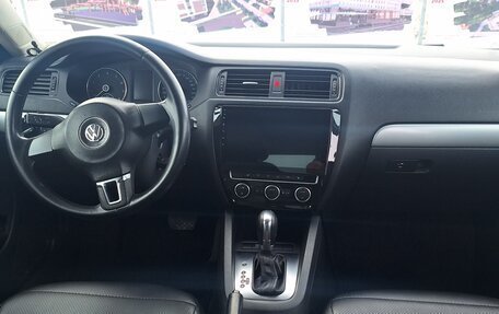 Volkswagen Jetta VI, 2012 год, 850 000 рублей, 6 фотография