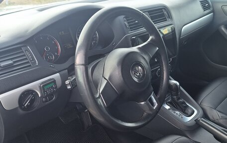 Volkswagen Jetta VI, 2012 год, 850 000 рублей, 5 фотография