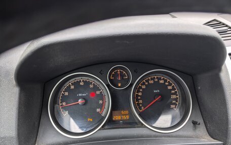 Opel Zafira B, 2012 год, 660 000 рублей, 10 фотография