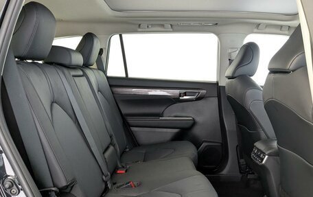 Toyota Highlander, 2025 год, 7 300 000 рублей, 12 фотография