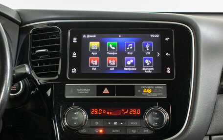 Mitsubishi Outlander III рестайлинг 3, 2019 год, 1 820 000 рублей, 13 фотография