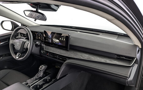 Toyota Camry, 2024 год, 4 600 000 рублей, 9 фотография