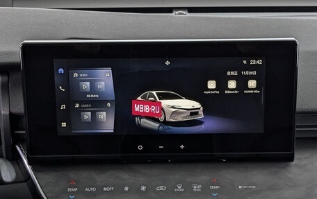 Toyota Camry, 2024 год, 4 600 000 рублей, 11 фотография