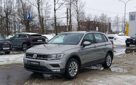 Volkswagen Tiguan II, 2017 год, 1 835 000 рублей, 5 фотография