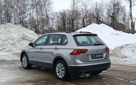 Volkswagen Tiguan II, 2017 год, 1 835 000 рублей, 11 фотография