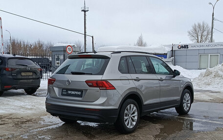 Volkswagen Tiguan II, 2017 год, 1 835 000 рублей, 9 фотография