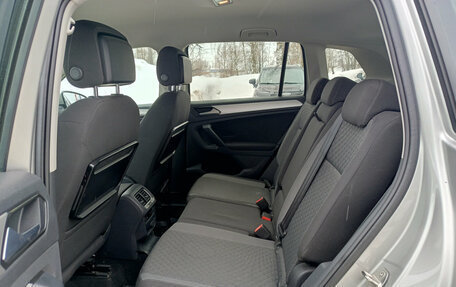 Volkswagen Tiguan II, 2017 год, 1 835 000 рублей, 16 фотография