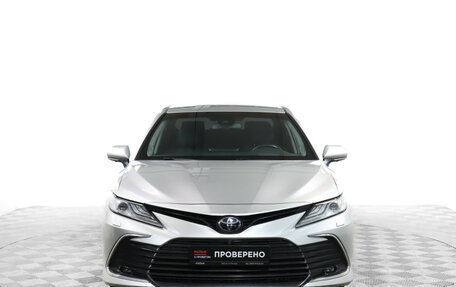Toyota Camry, 2021 год, 3 529 000 рублей, 2 фотография