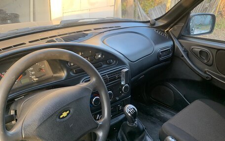 Chevrolet Niva I рестайлинг, 2004 год, 340 000 рублей, 3 фотография