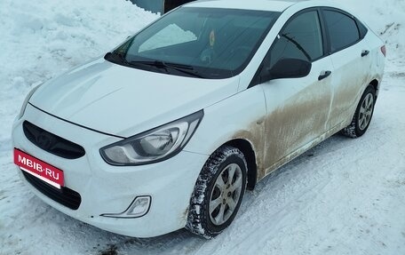 Hyundai Solaris II рестайлинг, 2013 год, 420 000 рублей, 7 фотография