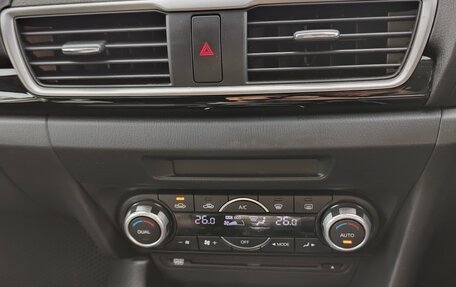 Mazda Axela, 2014 год, 1 050 000 рублей, 5 фотография