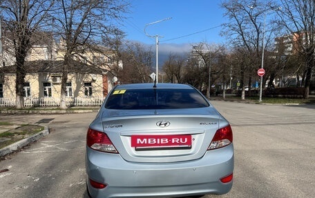 Hyundai Solaris II рестайлинг, 2011 год, 730 000 рублей, 4 фотография