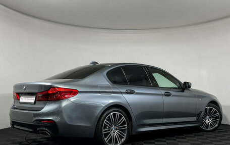 BMW 5 серия, 2017 год, 4 140 000 рублей, 2 фотография