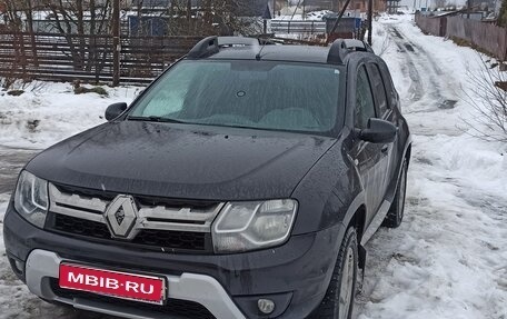Renault Duster I рестайлинг, 2017 год, 1 000 000 рублей, 1 фотография
