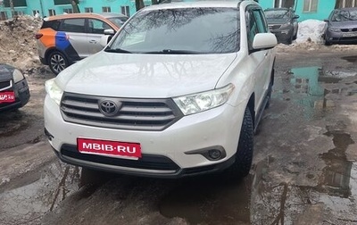 Toyota Highlander III, 2012 год, 2 290 000 рублей, 1 фотография