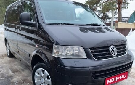 Volkswagen Multivan T5, 2009 год, 1 800 000 рублей, 1 фотография
