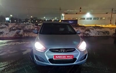 Hyundai Solaris II рестайлинг, 2011 год, 580 000 рублей, 1 фотография