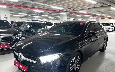 Mercedes-Benz A-Класс, 2021 год, 3 350 000 рублей, 1 фотография