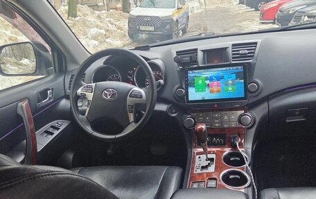 Toyota Highlander III, 2012 год, 2 290 000 рублей, 18 фотография