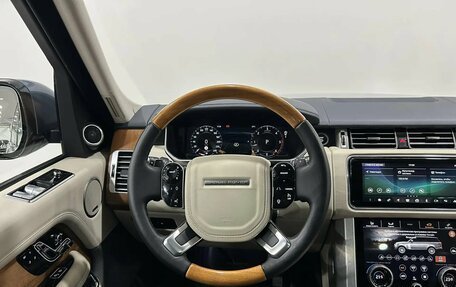 Land Rover Range Rover IV рестайлинг, 2018 год, 4 990 000 рублей, 12 фотография