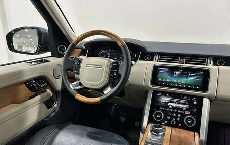 Land Rover Range Rover IV рестайлинг, 2018 год, 4 990 000 рублей, 21 фотография