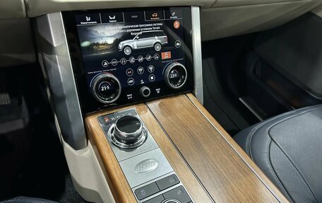 Land Rover Range Rover IV рестайлинг, 2018 год, 4 990 000 рублей, 19 фотография