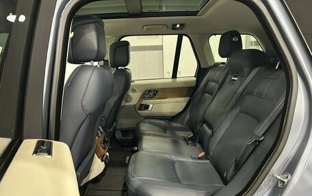 Land Rover Range Rover IV рестайлинг, 2018 год, 4 990 000 рублей, 25 фотография