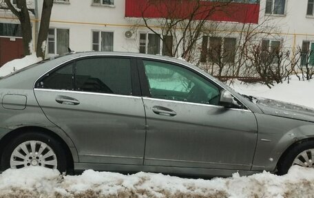 Mercedes-Benz C-Класс, 2008 год, 900 000 рублей, 3 фотография