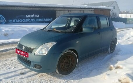 Suzuki Swift III, 2005 год, 299 999 рублей, 2 фотография