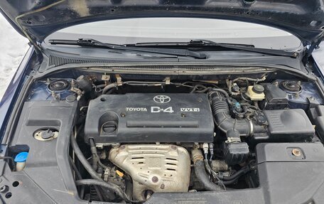 Toyota Avensis III рестайлинг, 2004 год, 860 000 рублей, 11 фотография