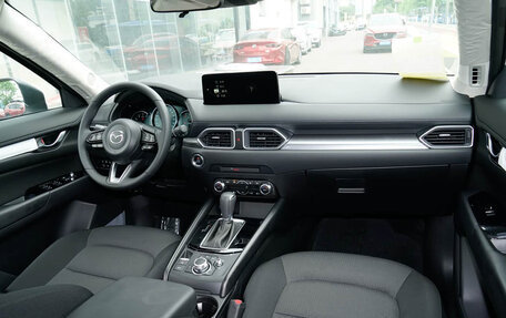 Mazda CX-5 II, 2025 год, 2 489 980 рублей, 10 фотография