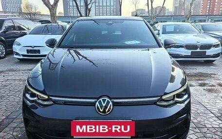 Volkswagen Golf VIII, 2023 год, 1 890 000 рублей, 2 фотография