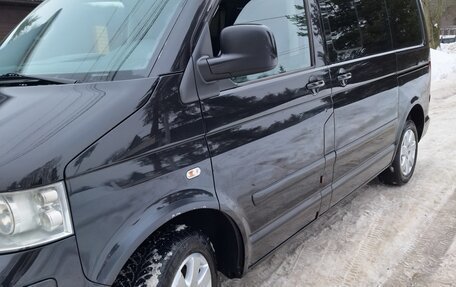 Volkswagen Multivan T5, 2009 год, 1 800 000 рублей, 3 фотография