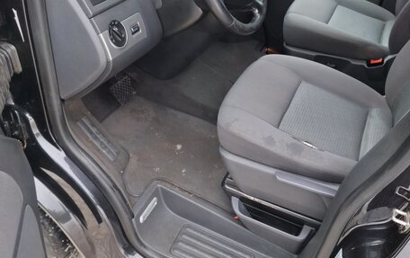 Volkswagen Multivan T5, 2009 год, 1 800 000 рублей, 11 фотография