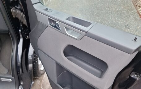 Volkswagen Multivan T5, 2009 год, 1 800 000 рублей, 16 фотография