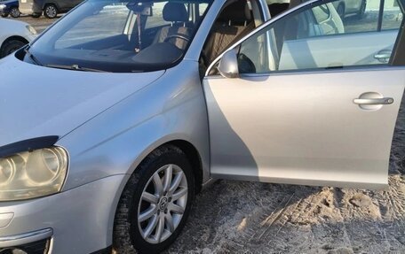 Volkswagen Golf V, 2008 год, 690 000 рублей, 2 фотография