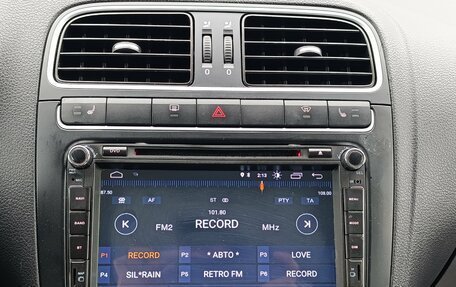 Volkswagen Polo VI (EU Market), 2011 год, 699 000 рублей, 22 фотография