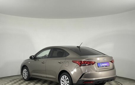 Hyundai Solaris II рестайлинг, 2022 год, 1 800 000 рублей, 7 фотография