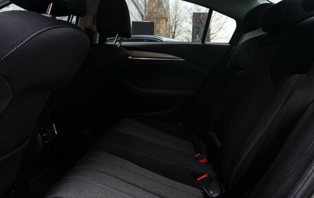 Mazda 6, 2019 год, 2 430 000 рублей, 10 фотография