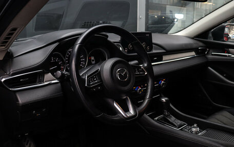 Mazda 6, 2019 год, 2 430 000 рублей, 19 фотография